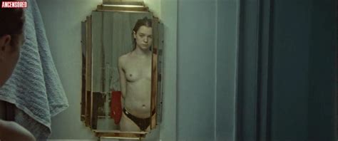 Naked Esme Creed Miles In Jamie