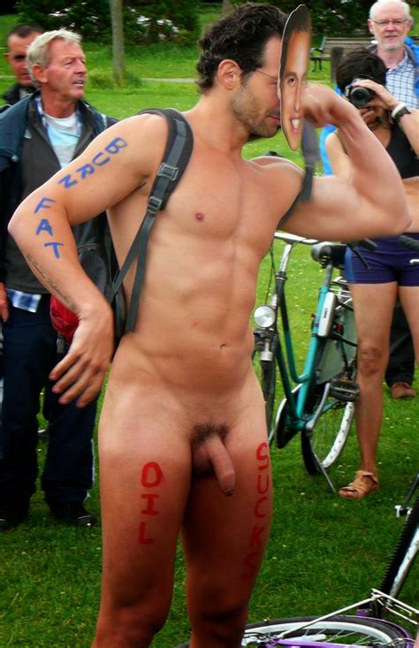 Maturín Gay Ciclistas Desnudos