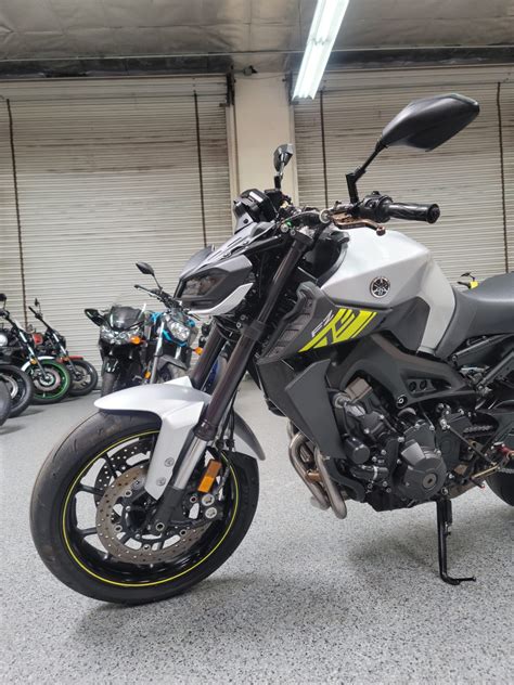 2017 Yamaha FZ09 FZ 09 ABS 17000 Miles AK Motors