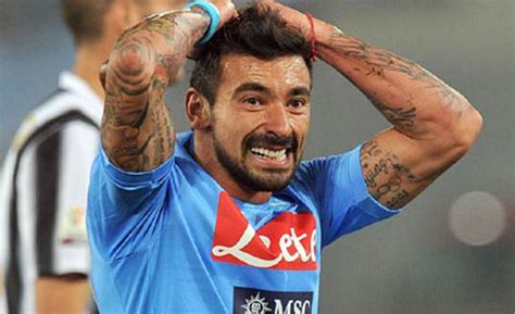 Lavezzi Parla L Avvocato In Escandescenze In Aeroporto Ha Scelto