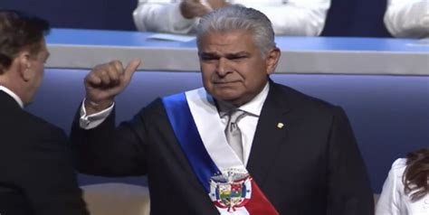 Mulino Es Investido Presidente De Panam Para El Per Odo