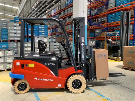 6 Teker Akülü Forklift