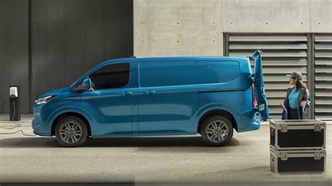 De Ford E Transit Custom Maakt De Bouwkeet Overbodig Topgear