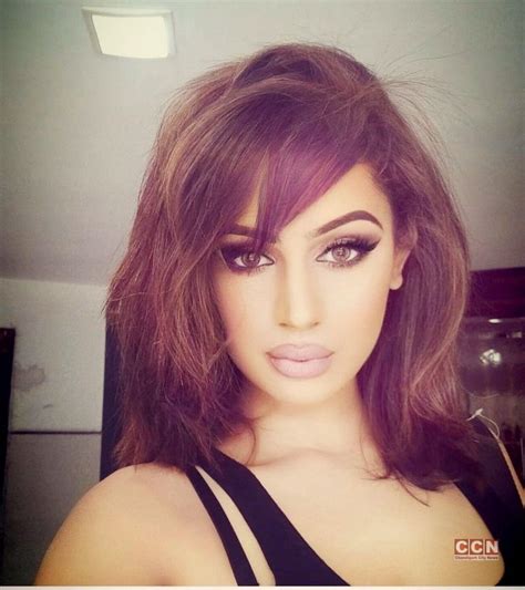 Hot Sizzling Photos And Video Of Indian Model Actress Kenisha Awasthi Chandigarh City News