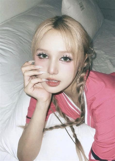 Xoài Non diện bikini khoe body quyến rũ nhưng làn da căng tràn collagen mới khiến chị em phát