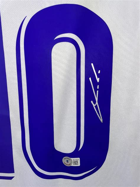 Luka Modric Signed Real Madrid Jersey Beckett Hologram Pristine Auction