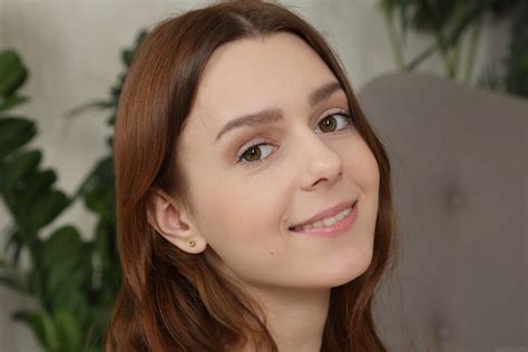 Amateur Girl SexArt Soft Caress Amber Plume High 0057