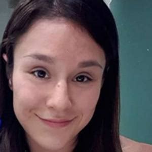 Alexa Grasso - Age, Family, Bio | Famous Birthdays