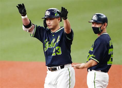 ヤクルト青木宣親 現状維持3億3000万円「最高のシーズンでした」 プロ野球写真ニュース 日刊スポーツ