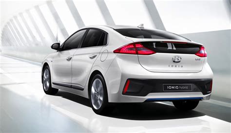 Hyundai Ioniq Hybrid Review Autoevolution