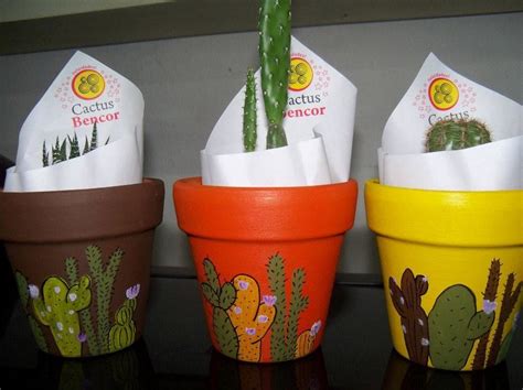 Hermosas Macetas De Barro Pintadas A Mano Con Cactus Macetas Pintadas