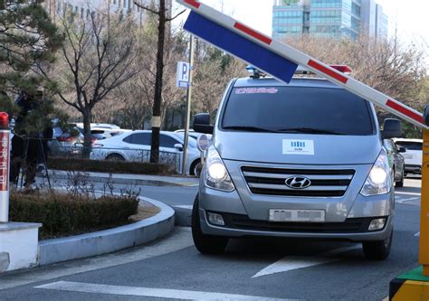 文정부 통계조작 의혹 前 국토부차관 등 2명 구속영장 기각 중앙일보