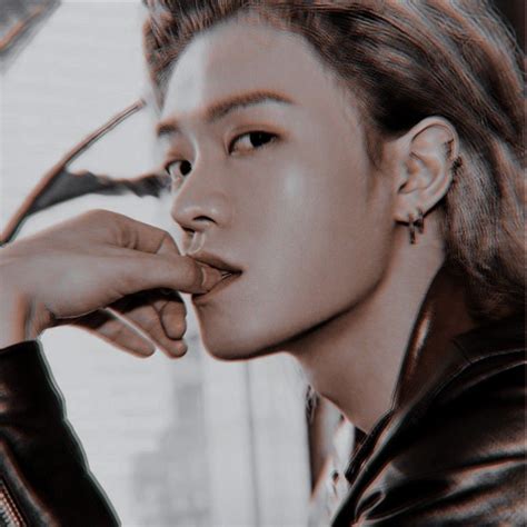 Nakamoto Yuta Icons Dark Aesthetic