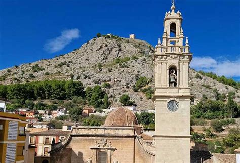 L Arquebisbe Beneeix A Cocentaina La Restauraci Del Campanar I Les