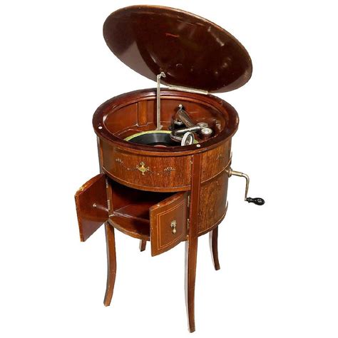 The Alba Cabinet Gramophone C 1925 Nov 11 2017 Auction Team