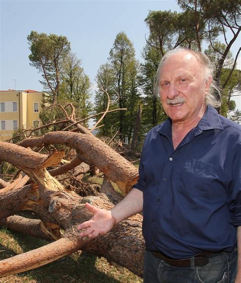 Istituti Maquillage Post Tornado Pronti Per La Prima Campanella