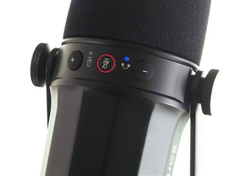 Fduce Sl In Test Microphone With A Lot Of Metal Xlr And Usb