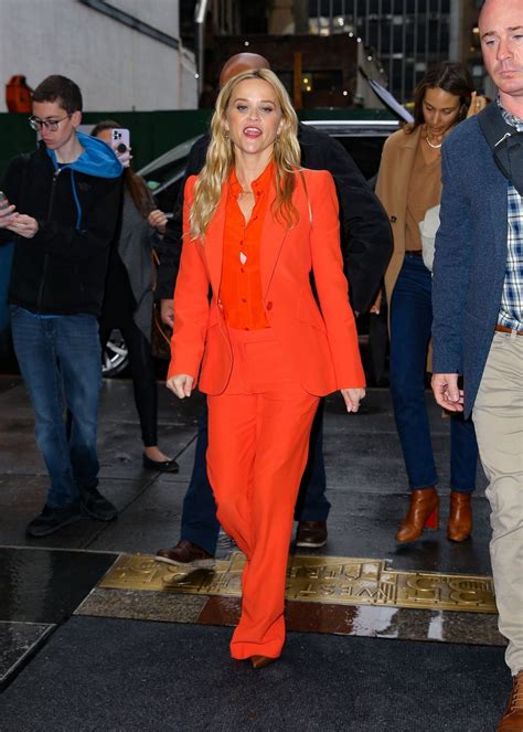 REESE WITHERSPOON Arrives at Today Show in New York 10/04/2022 – HawtCelebs