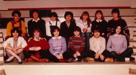 Photo De Classe 1er A 35 De 1981 Lycée De La Plaine De Neauphle