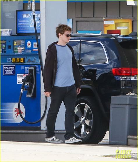 Emma Roberts Has Hardcore Makeout Session With James Franco In Palo Alto Trailer Watch Now