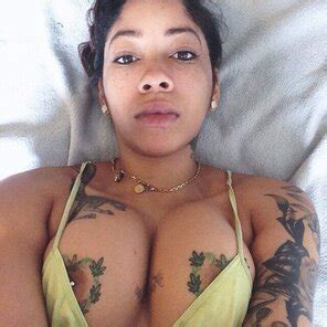 Tattooed tits Free porn pics of The Latest Trend in Tits is Tattooed of picsポルノ写真