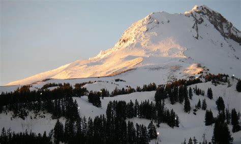 Mt Hood Meadows Ski Resort, Oregon Skiing - AllTrips