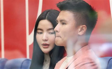 Hot Quang H I C Ng Khai B N G I Trong Ng Y C Bi T Saostar Vn