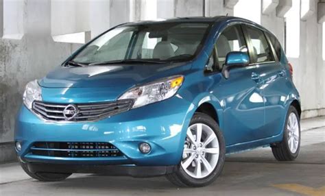 2014 Nissan Versa Note 사용 설명서 자동 사용 설명서