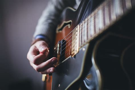 How to Play the B Diminished Chord on Guitar? - Six String Acoustic