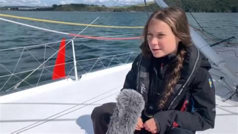 Greta Thunberg viaja en un velero de cero emisiones por el Atlántico