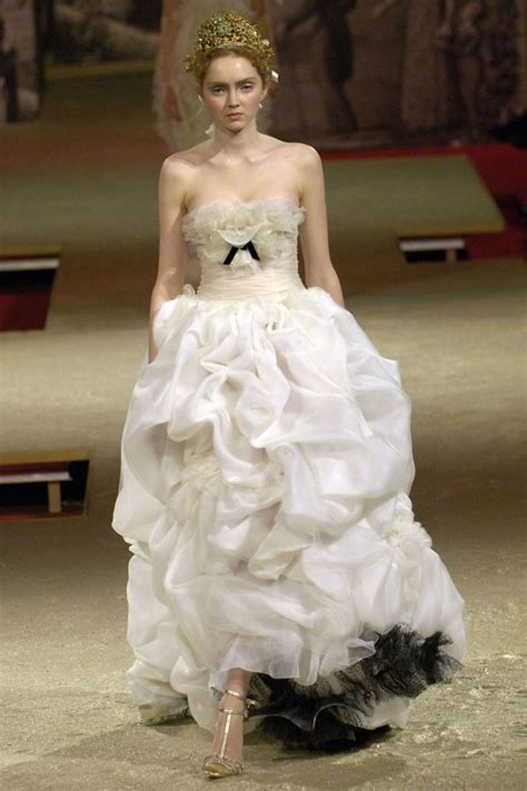 Top Most Expensive Wedding Dress Designers In Pouted