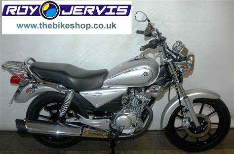 Yamaha Ybr Custom Naked Silver Under Miles