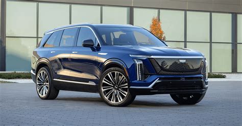 Cadillac Vistiq EV crossover to join lineup for 2026 | Automotive News