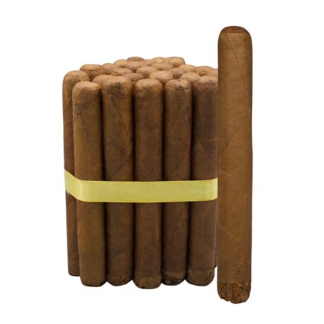 Naked Bundle Saguero Puro Cigar Club