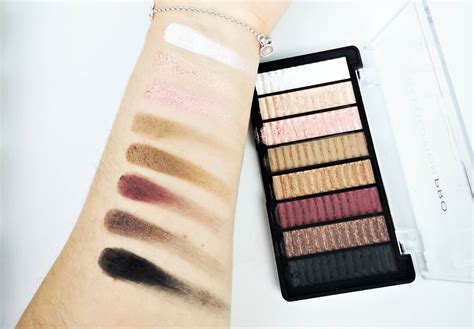 Revolution Pro Paleta De Sombras Captivate