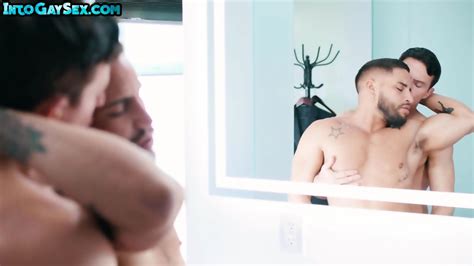 Tattooed And Muscled Studs Enjoy Barebacking Anal In Bed