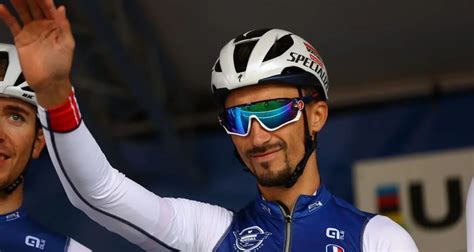 Cyclisme Julian Alaphilippe Prend Une Grande D Cision Pour Le D But