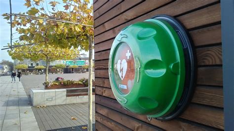 В Нидерландах умерла женщина из-за отсутствия батареи в дефибрилляторе ...