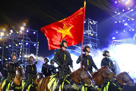 Vietexplorer.com - Impressive Performance from Vietnamese Cavalry ...