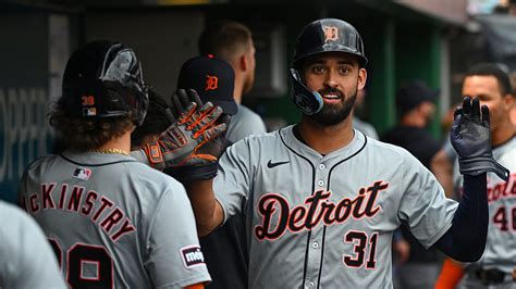 Riley Greene rips pants on slide during Detroit Tigers' late rally