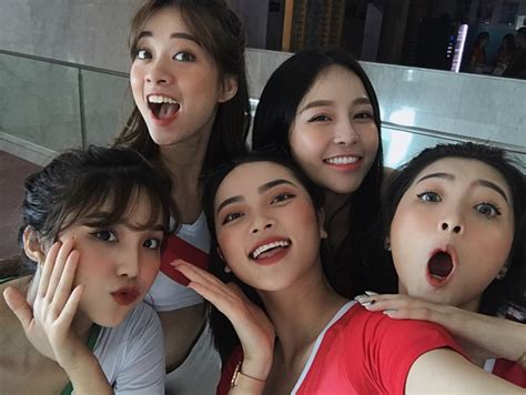 Tr C Khi V Ng Scandal Clip N Ng Hot Girl T A T Ng Li N Ti P B G Ch V Nh Ng Ph T Ng N V