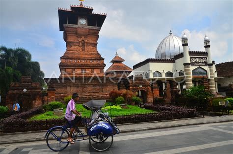 Wisata Religi Sepi Pengunjung Antara Foto