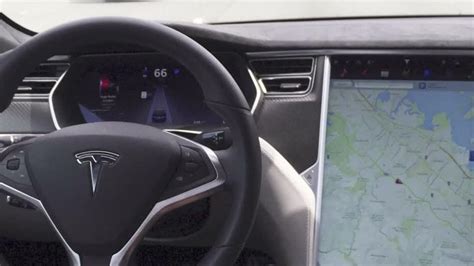 Tesla Autopilot sicher Erster US Prozess nach tödlichem Unfall Video