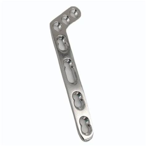 L Oblique Dorsal Distal Radius Plate At 3500 Orthopedic Locking