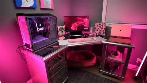 42 Pink Gaming Setup Ideas for Gamer Girls - GPCD