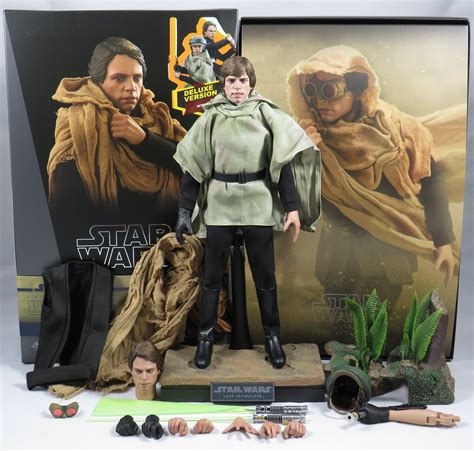 Kool Kollectibles Hot Toys MMS517 Luke Skywalker Deluxe