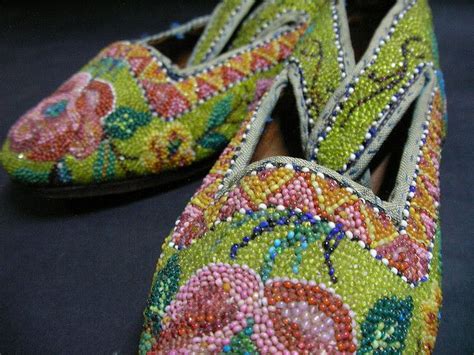 Pin On Kasut Manek Beaded Shoes