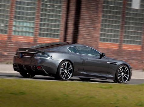 Aston Martin Dbs 2010 Gray Side View Cars Grass Building Wallpaper Coolwallpapers Me