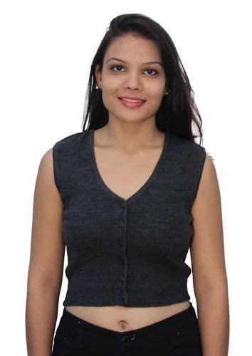 Romano Nx Sleeveless Wool Warm Winter Saree Blouse For Women At Rs 599 00 Woolen Blouse Id