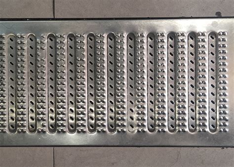 แทนทำงานอตสาหกรรม Walkway Perf O Grip Grating